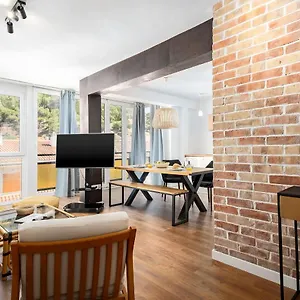  Apartment Victoria Place Amora By Alohamalaga