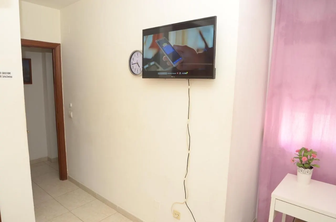 Homestay Habitacion A 300 Metros Del Centro Historico Malaga